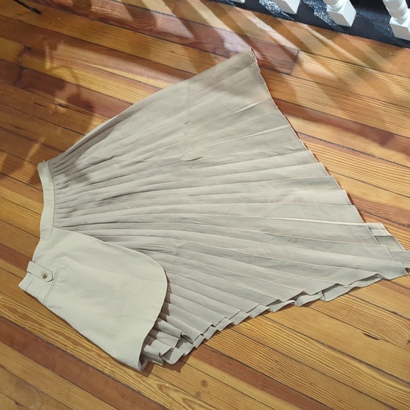 COPY - Anthropologie Peated lHigh-Low Skirt - Picture 3 of 10